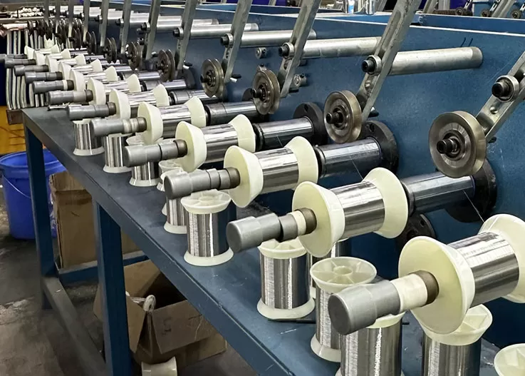 Alambre fino de acero inoxidable para textiles de hilo o tren de trenza